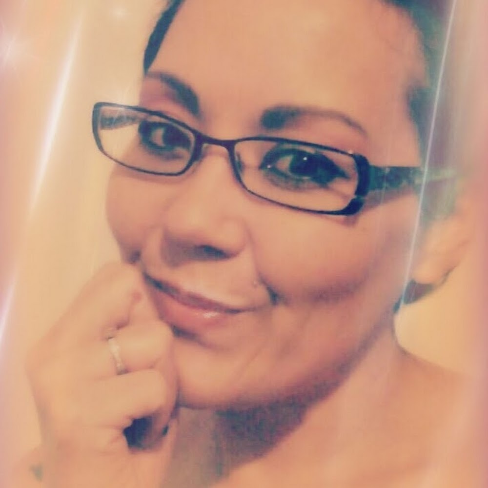 Meet your Posher, Toni